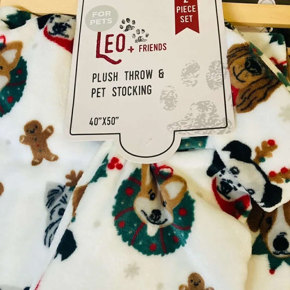 NWT Plush 2-pc Christmas Dogs Pet Throw Blanket & Stocking Gift Set